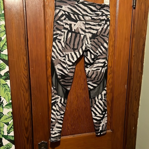 Alala Monochrome Patterned Ankle Womens Medium Leggings - Picture 5 of 5